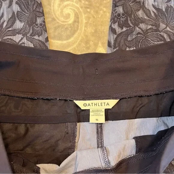 Athleta Trekkie North Printed Jogger Pants Women's Blue Floral - Picture 5 of 5